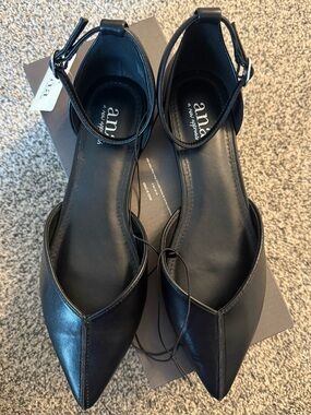 NWT a.n.a Black Pointed Toe D’Orsay Ankle Strap Flats Size 6.5